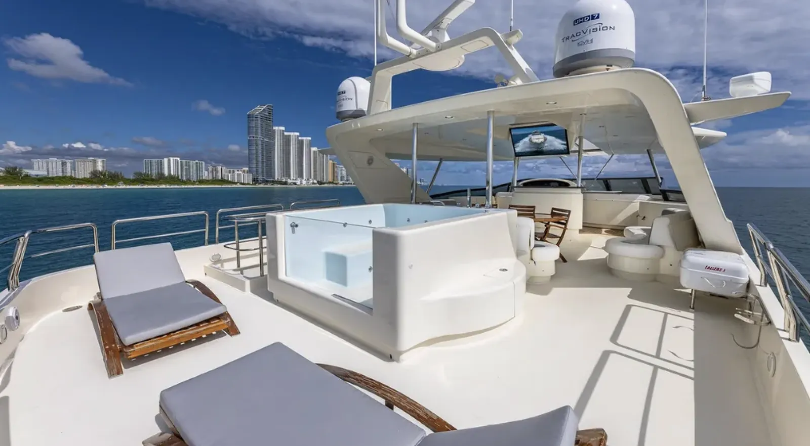 BEARPAW with Jacuzzi Miami yacht detail 1