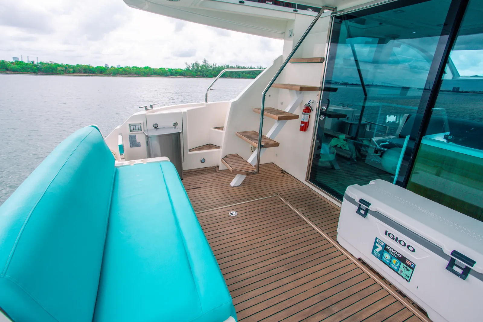Fairline 'Royal Blue' Miami yacht detail 7