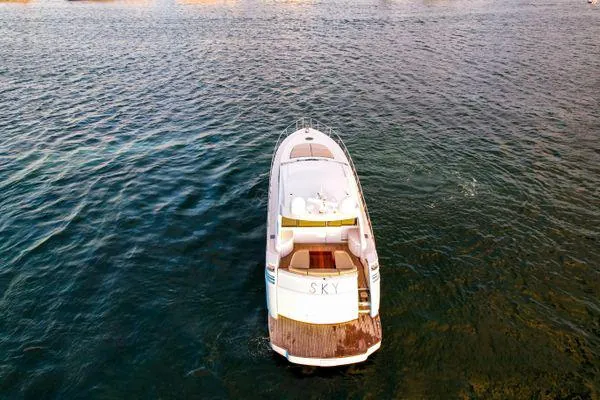 SKY Miami yacht detail 8