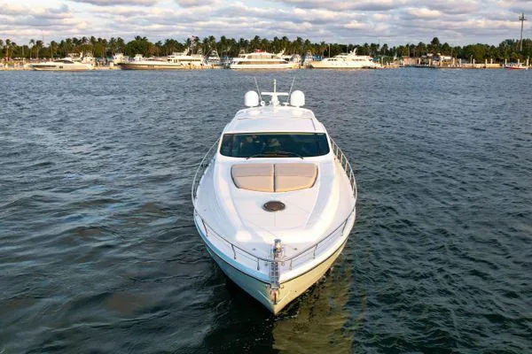 SKY Miami yacht detail 11