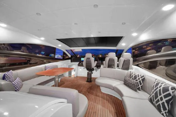 SKY Miami yacht detail 16