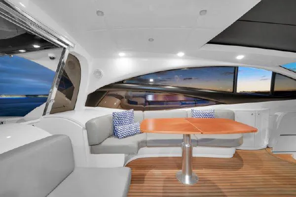SKY Miami yacht detail 20