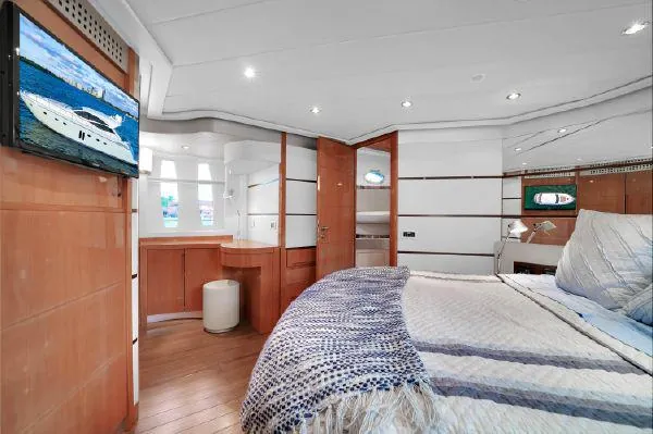 SKY Miami yacht detail 28