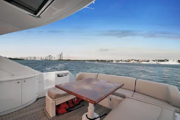 SKY Miami yacht detail 32
