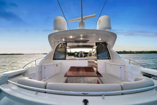 SKY Miami yacht detail 34