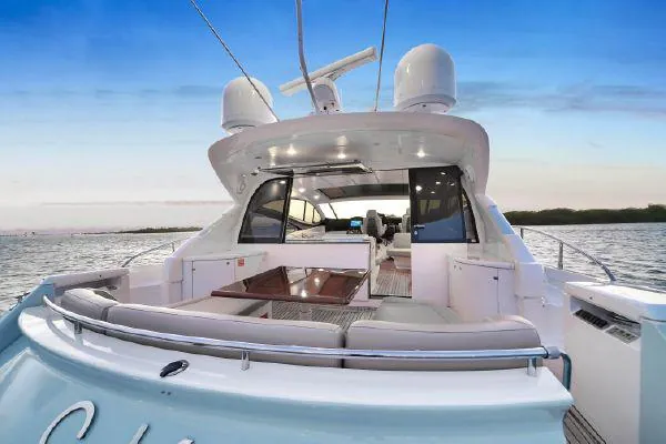 SKY Miami yacht detail 35