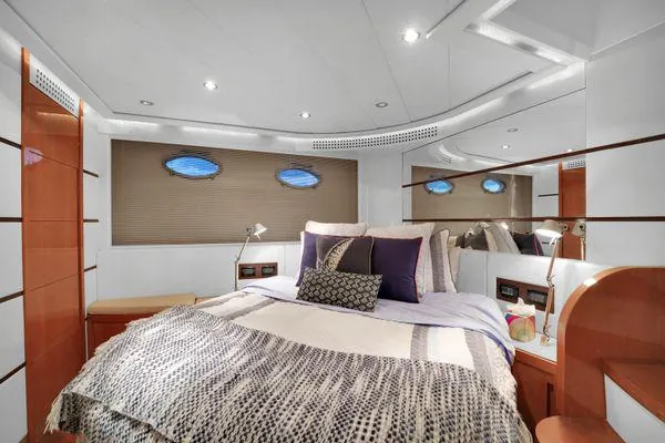 SKY Miami yacht detail 44